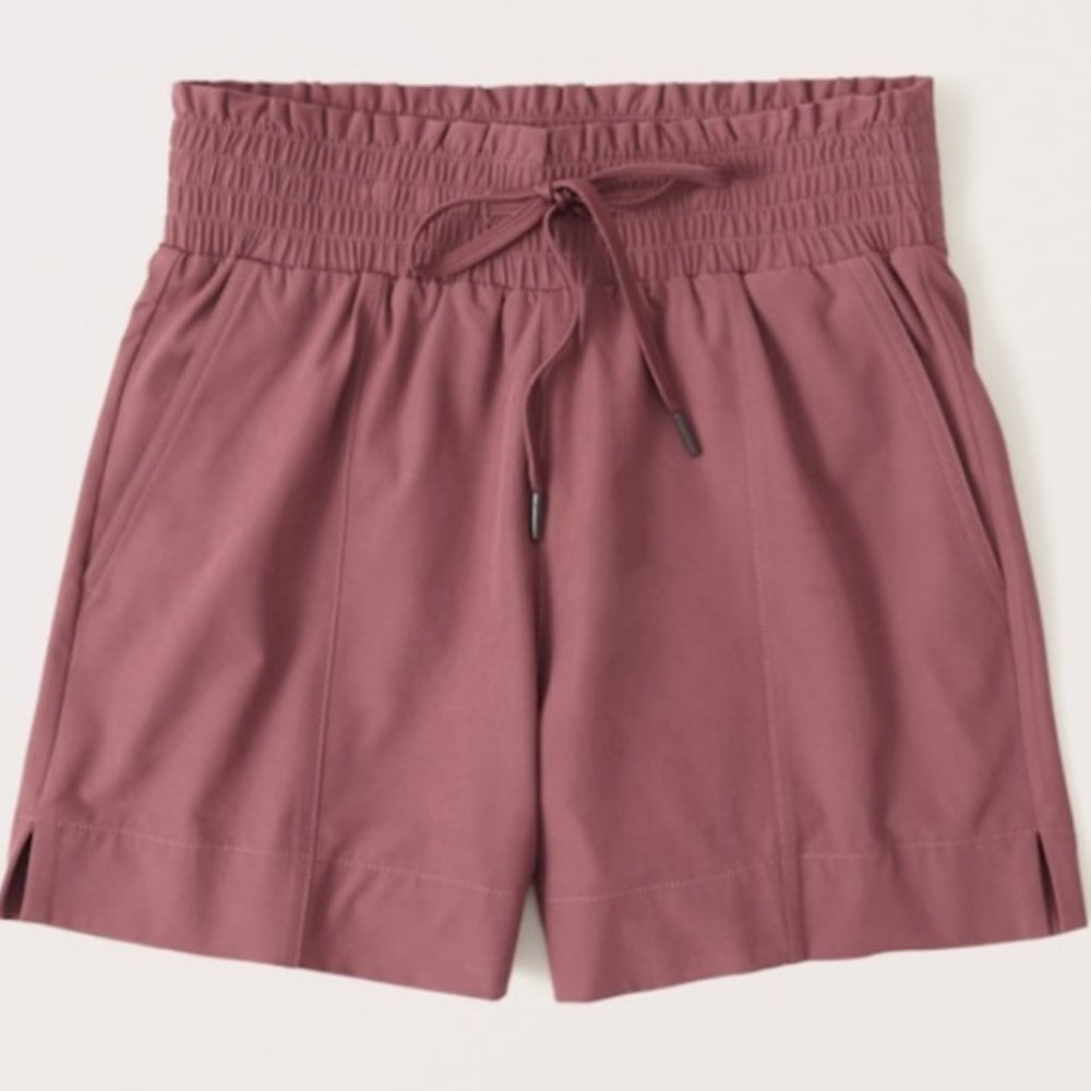 Dusk red abercrombie short